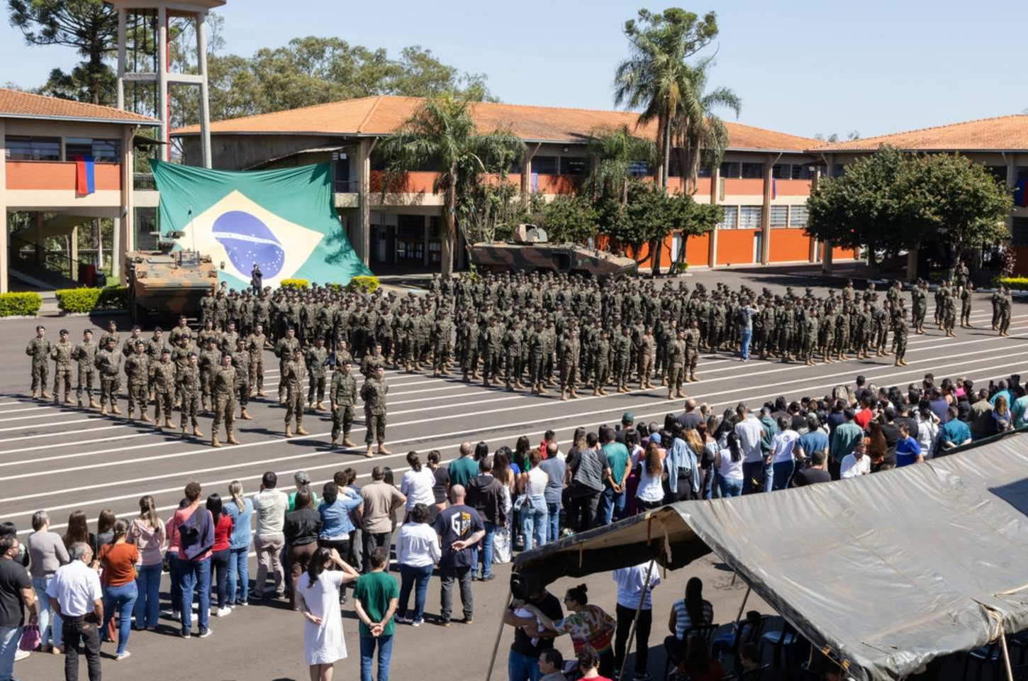 30º BIMec incorpora 233 novos soldados em Apucarana