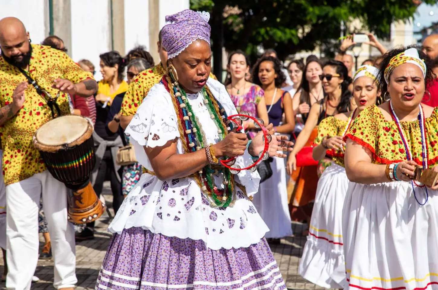A Origem Baiana do Samba: Do Recôncavo ao Rio de Janeiro