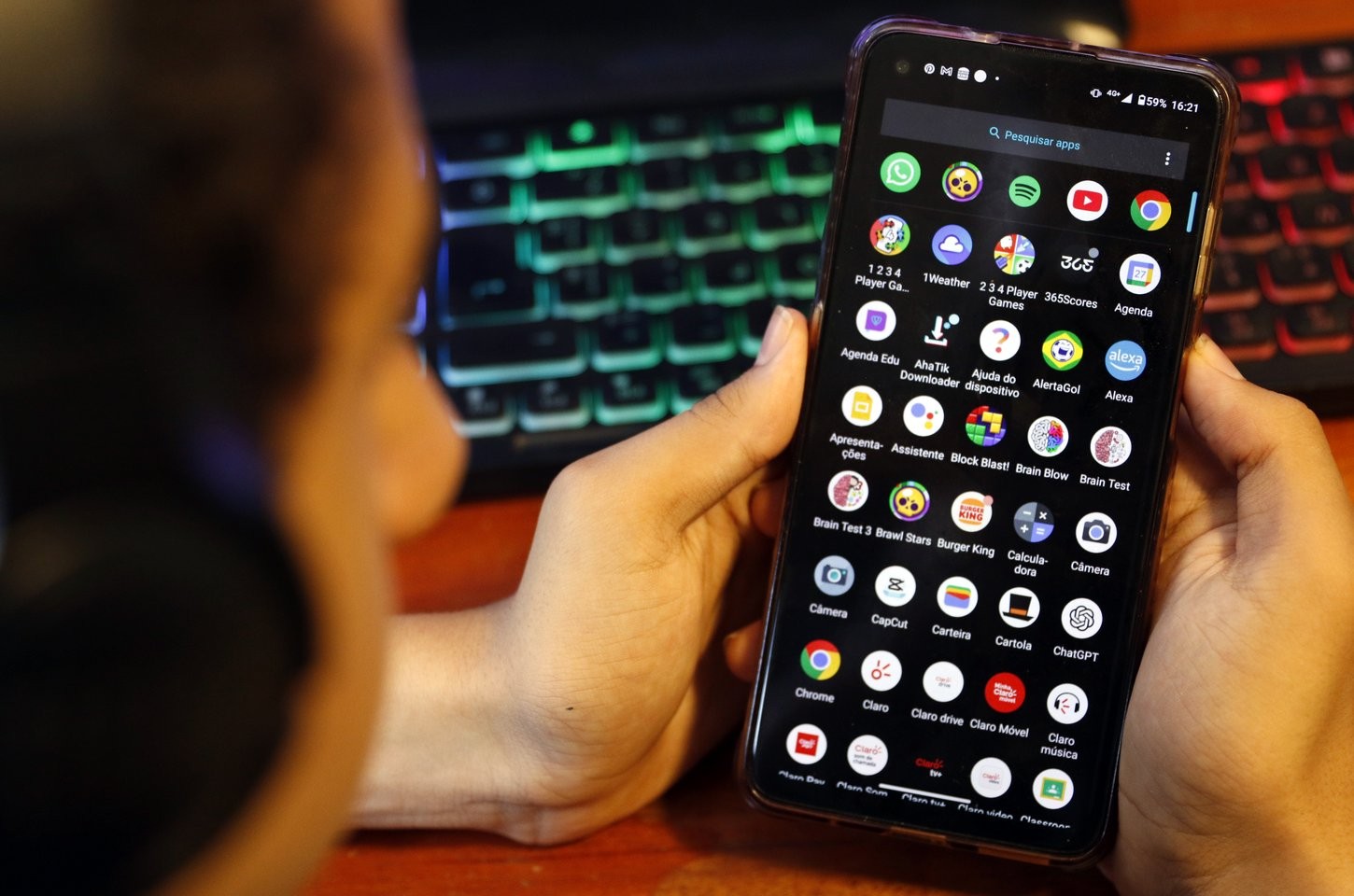 AGU aciona PF contra vídeos de apologia à violência contra mulheres