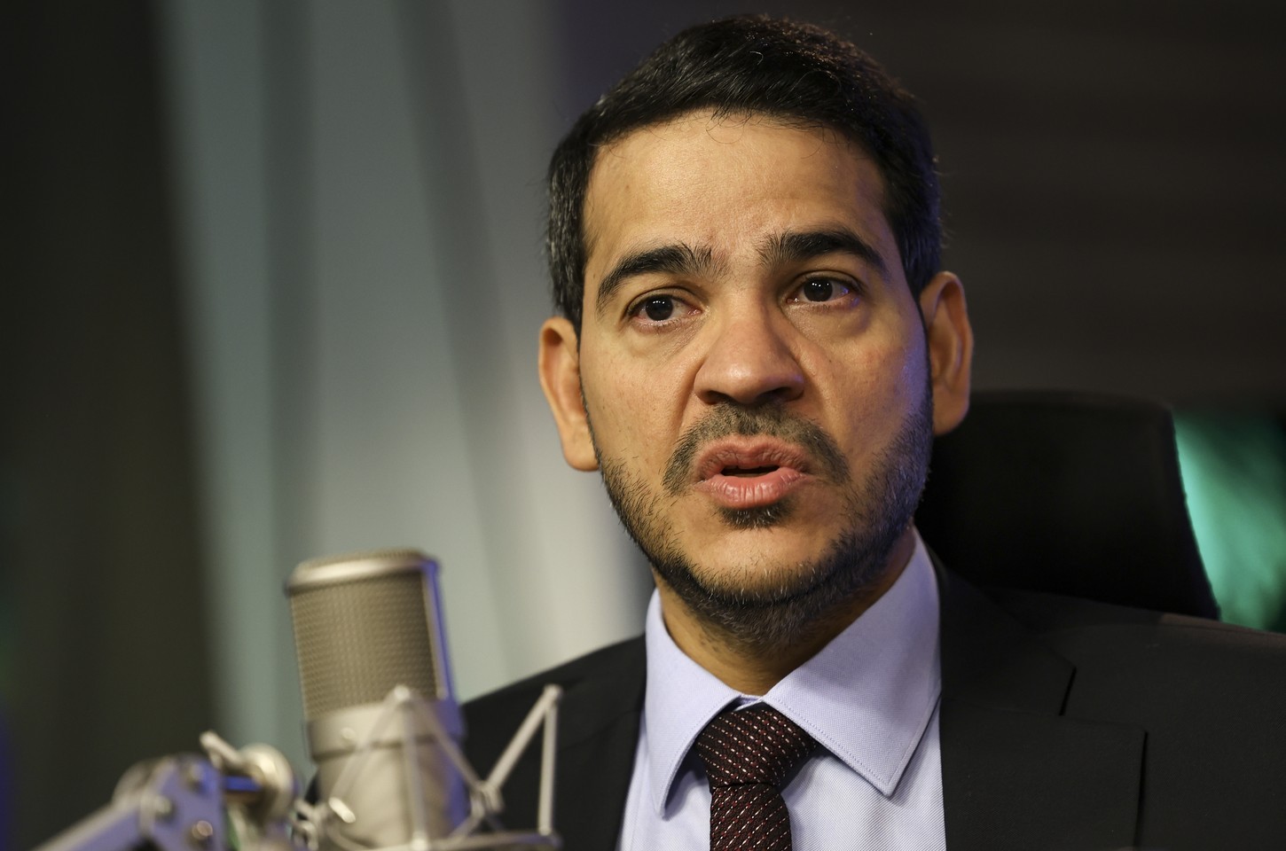 AGU pede reconsideração de decisão sobre impeachment no STF