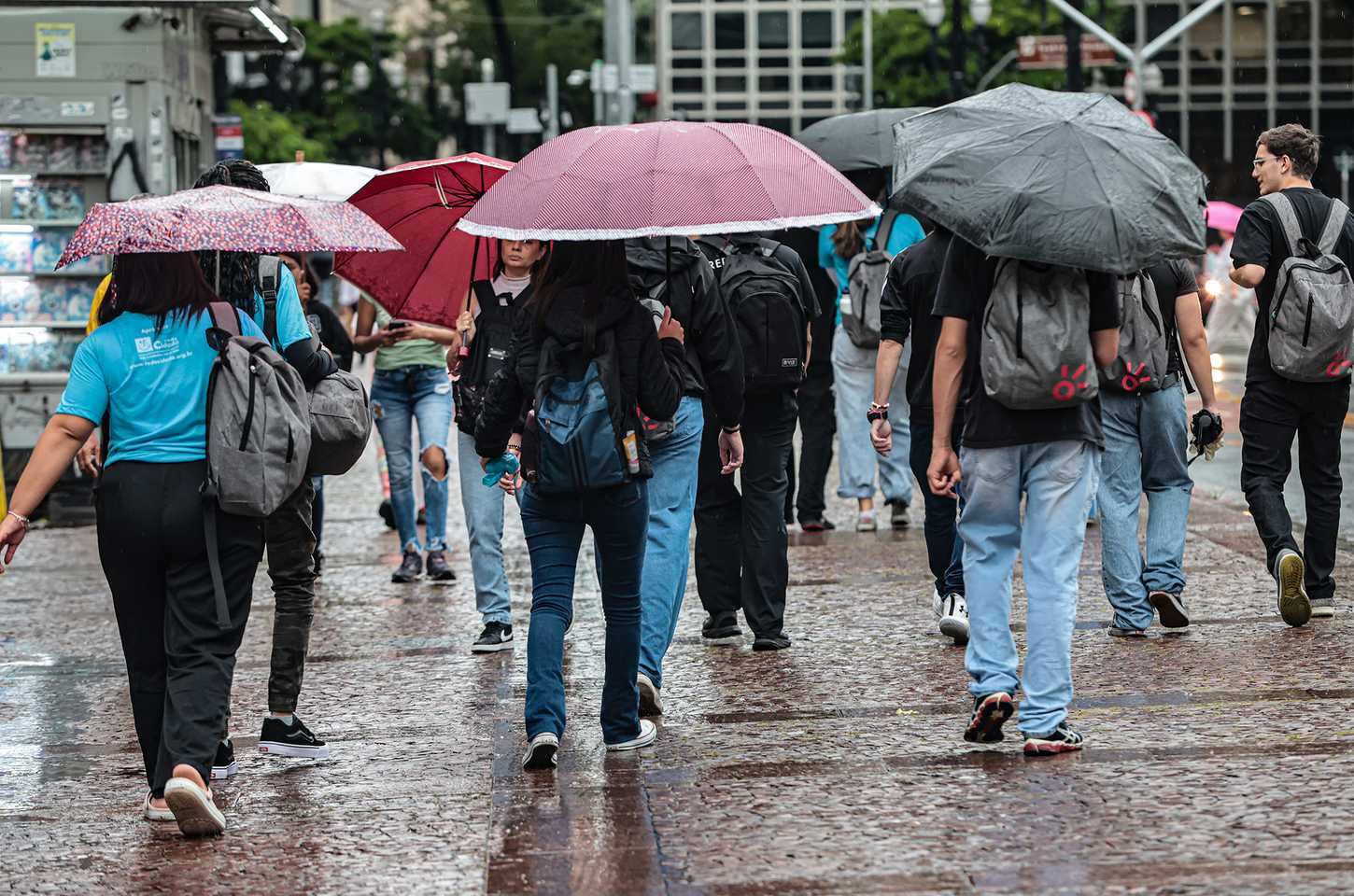 Alerta vermelho de tempestade atinge três estados do Sul e Centro-Oeste