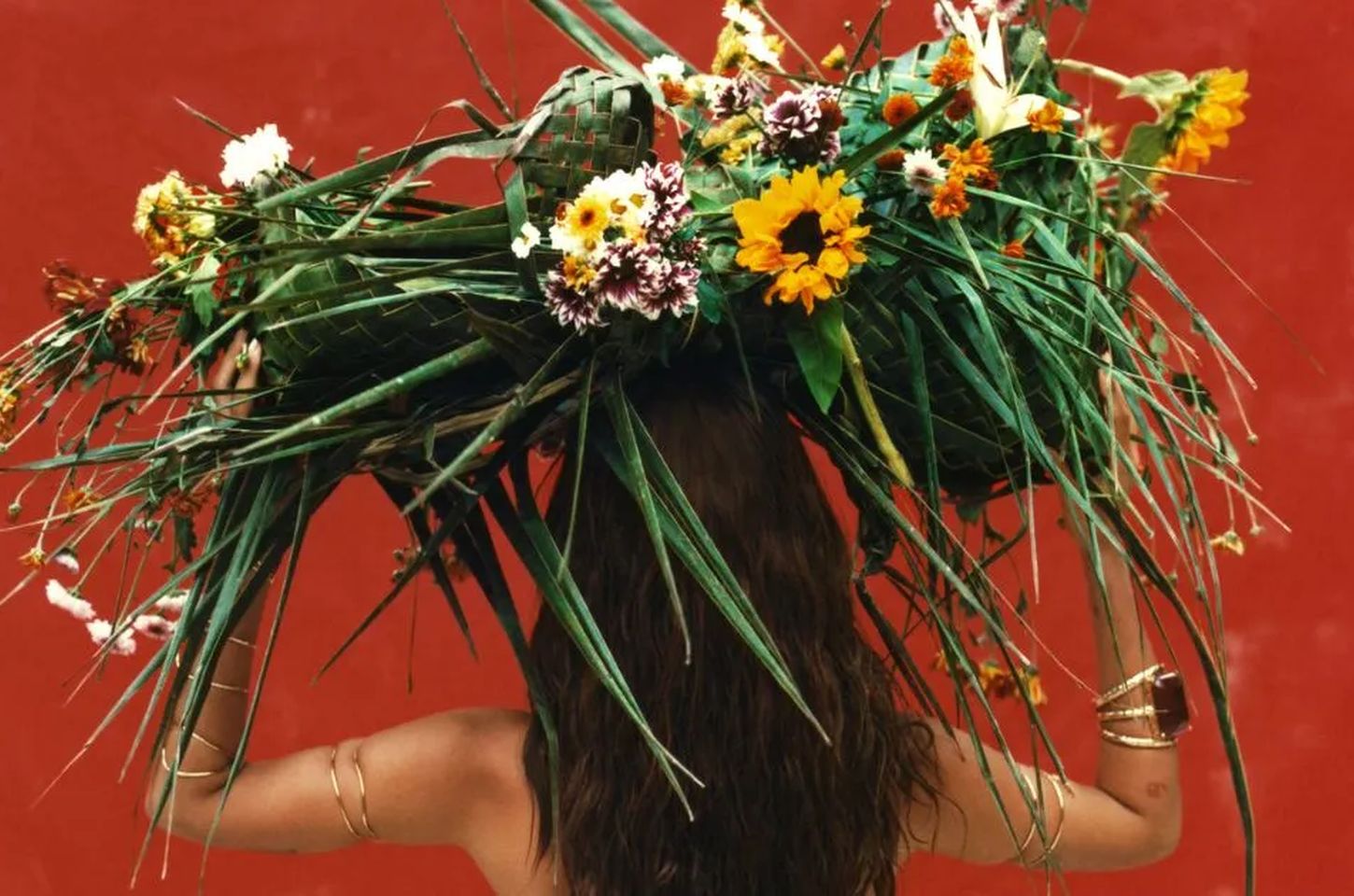 Anitta revela capa e participações especiais do álbum 'EQUILIBRIVM'