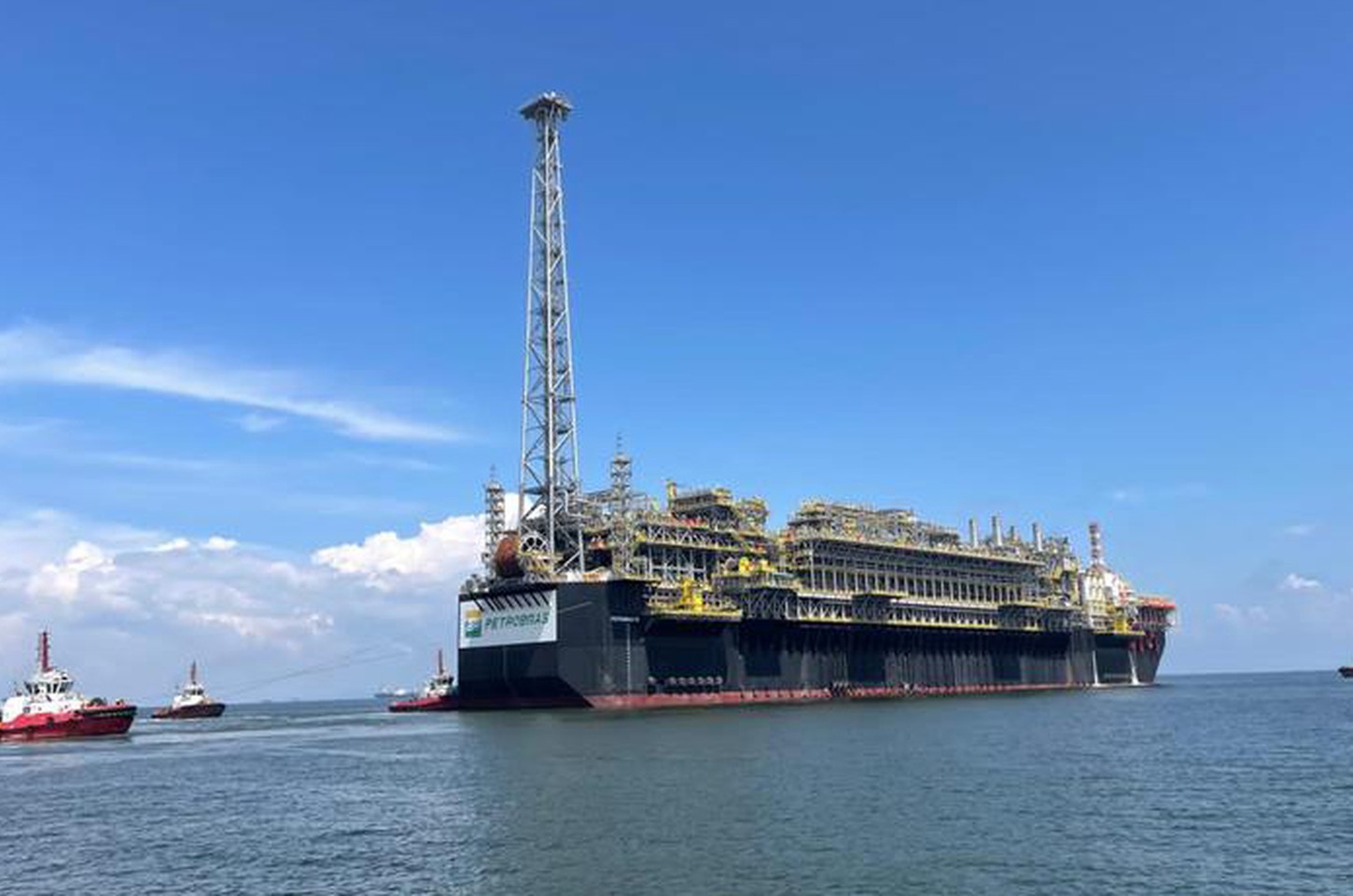 ANP notifica Petrobras para ofertar combustíveis de leilão suspenso