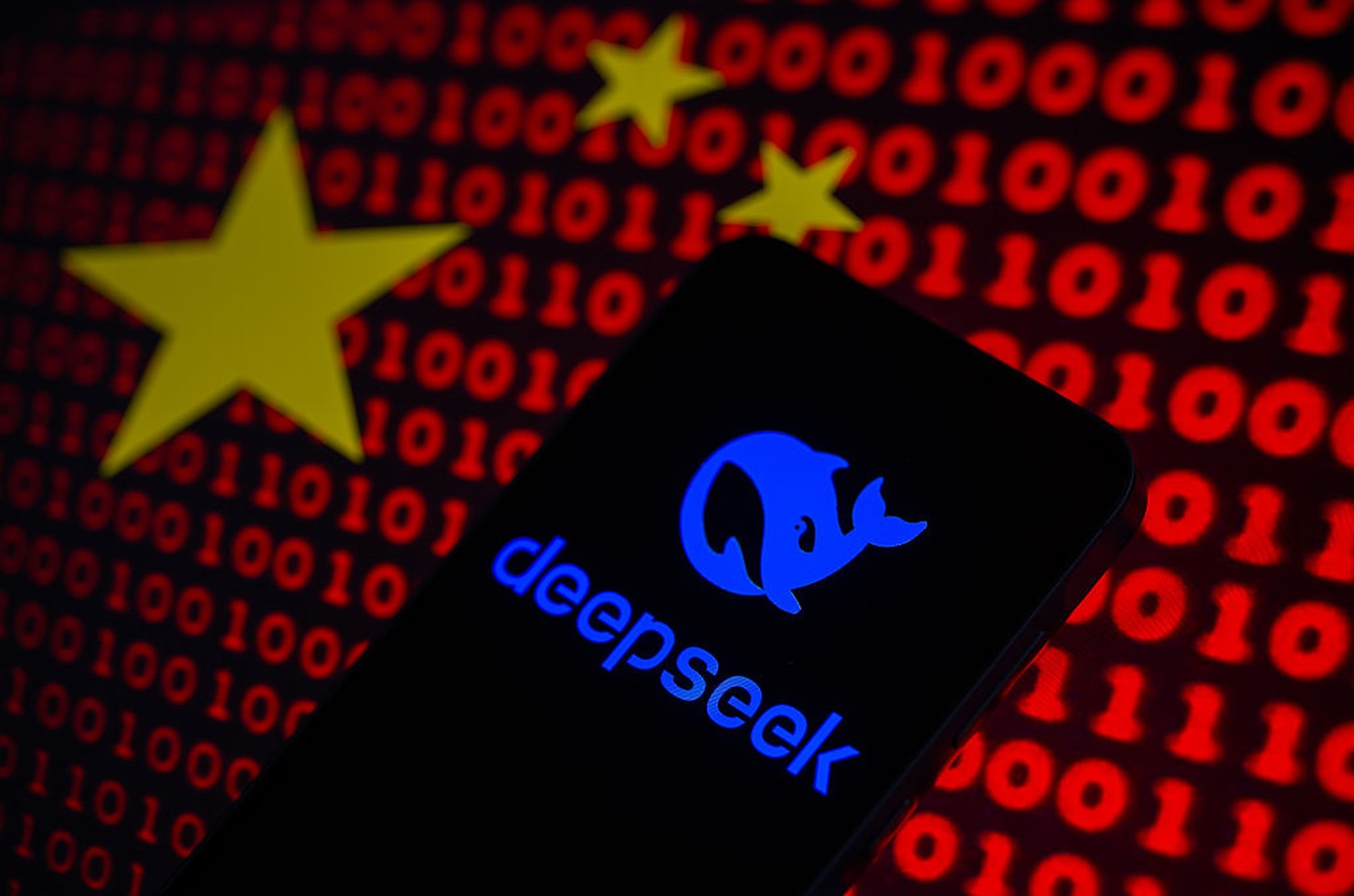 Anthropic acusa empresas chinesas de IA de copiar modelo Claude com contas falsas