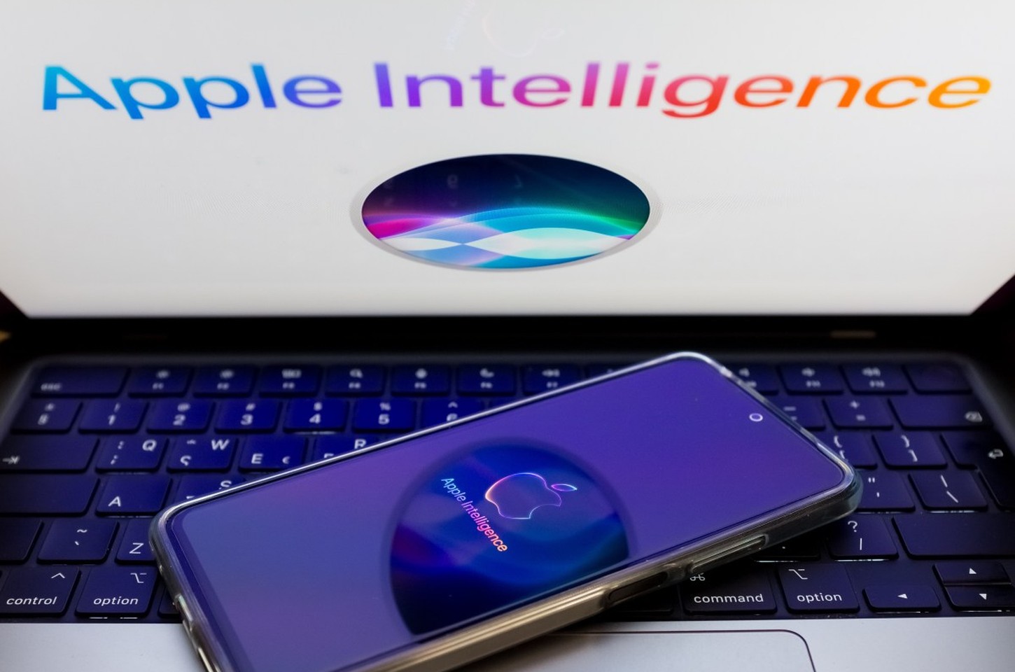 Apple planeja revolução da Siri com chatbot estilo ChatGPT para iOS 27