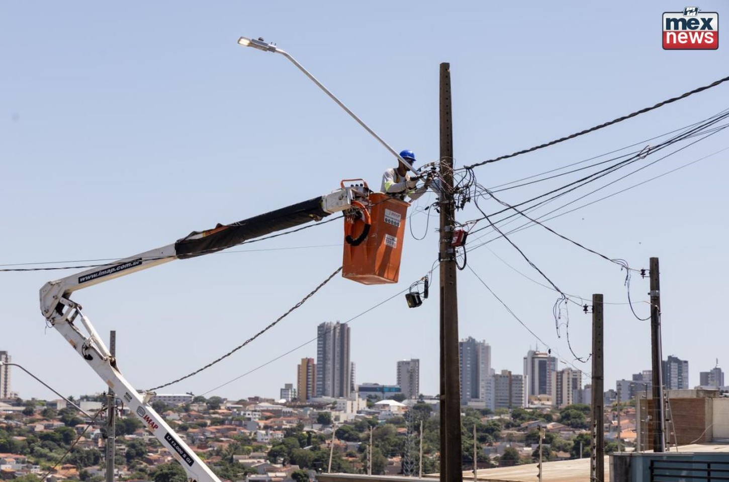 Apucarana recebe R$ 10 milhões para iluminação LED