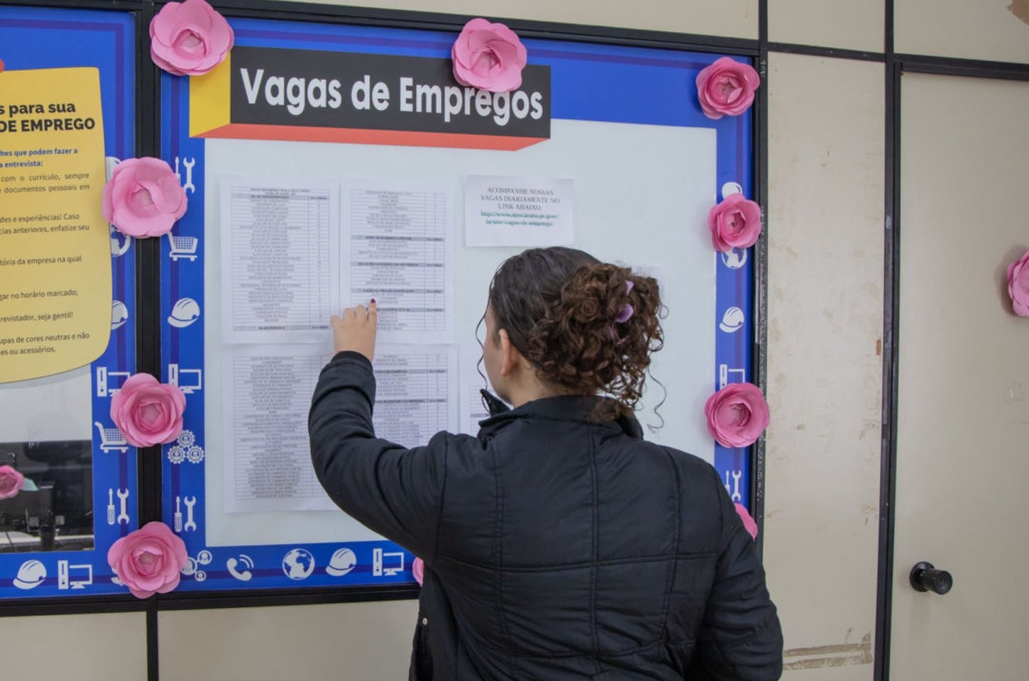 Apucarana registra aumento de 30% na busca por emprego no início de 2026