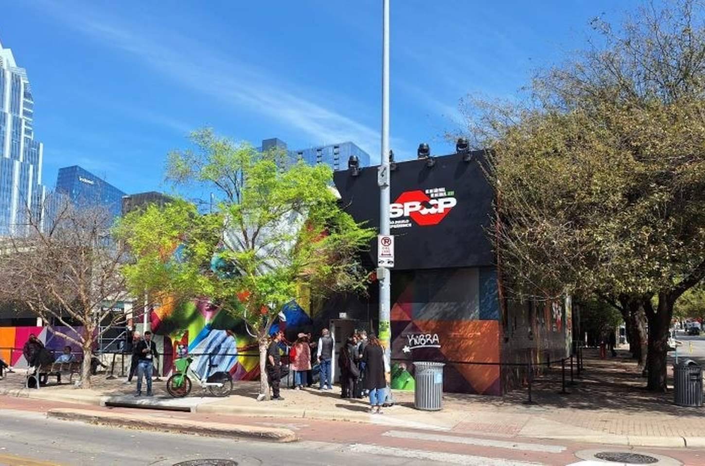 Arte urbana paulista invade Austin: SP House ganha fachada de grafiteiros