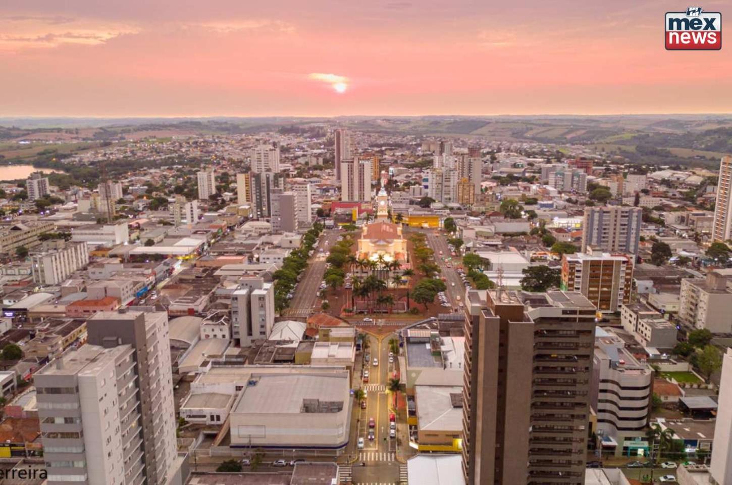 Audiência pública online debate educação, mulher e urbanismo em Apucarana