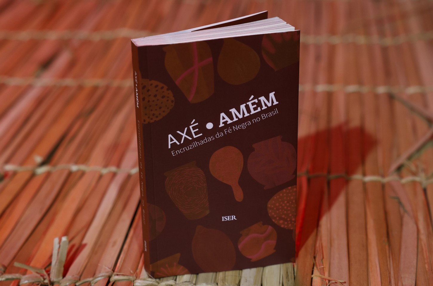 Axé-Amém: livro une evangélicos e religiões de matriz africana contra racismo