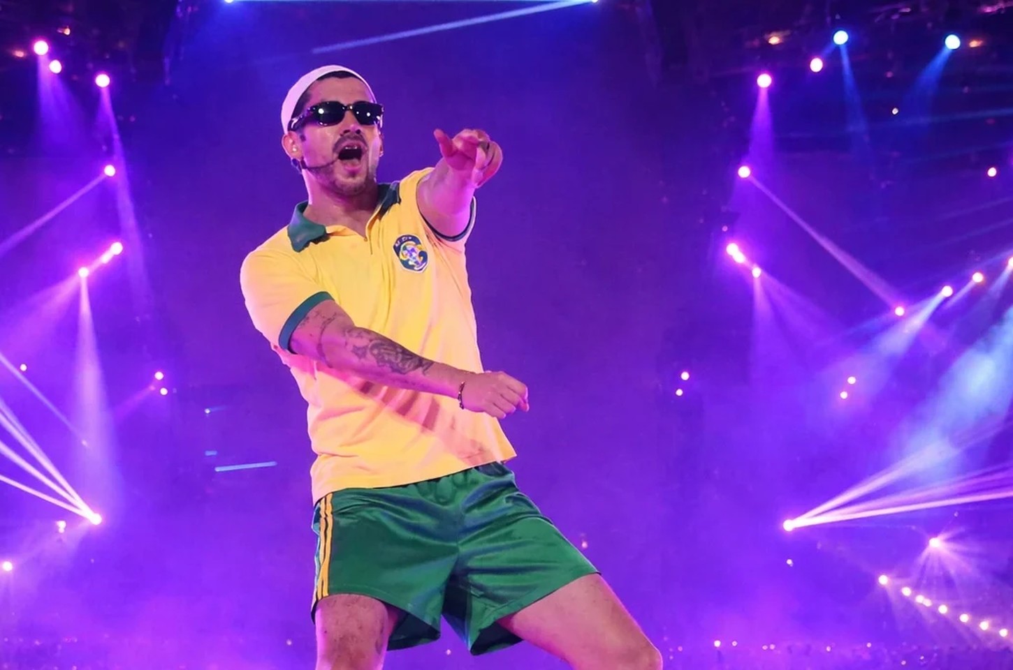 Bad Bunny se declara ao Brasil: 'Sonho de infância realizado'