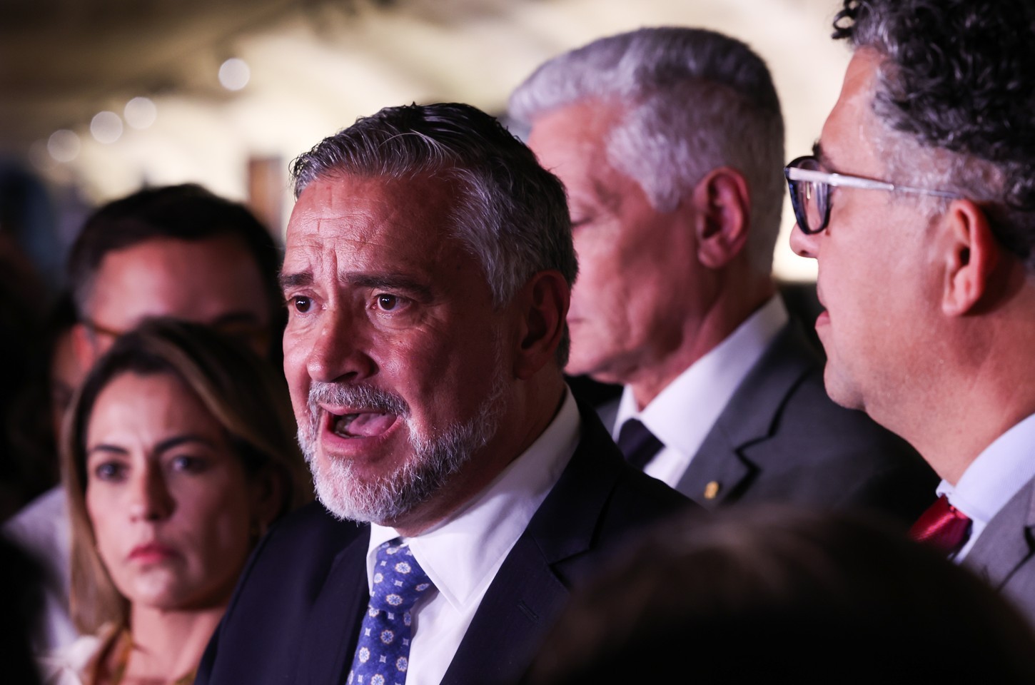 Base do governo apresenta relatório paralelo na CPMI do INSS