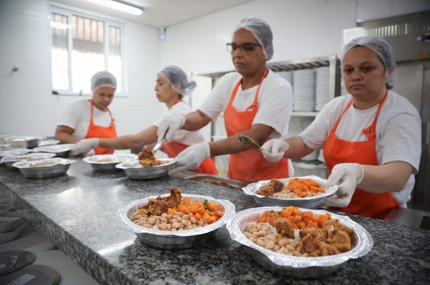 Bom Prato Móvel amplia acesso com mudança de endereços em SP