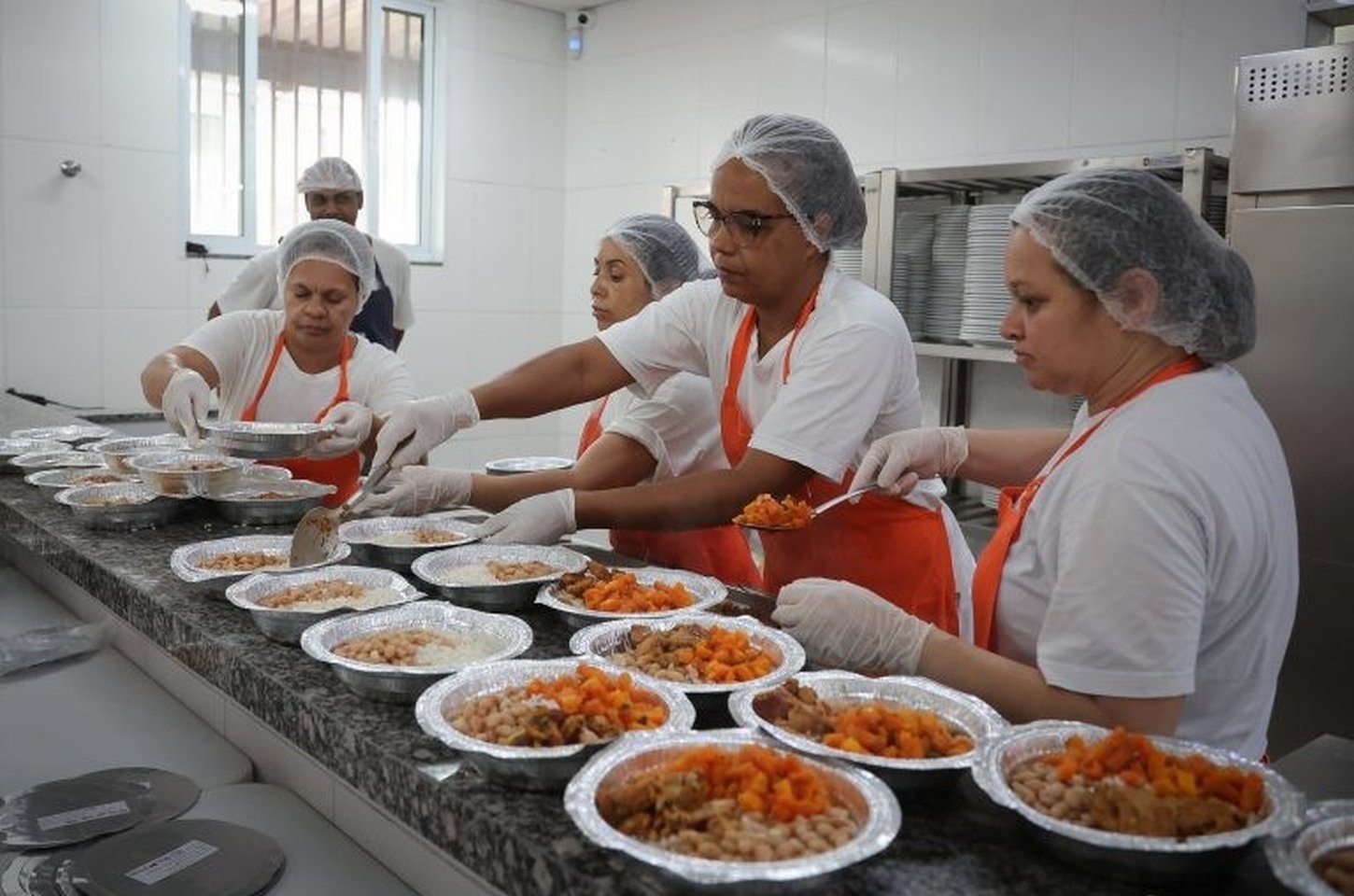 Bom Prato revitaliza unidades no Brás e Tucuruvi em São Paulo