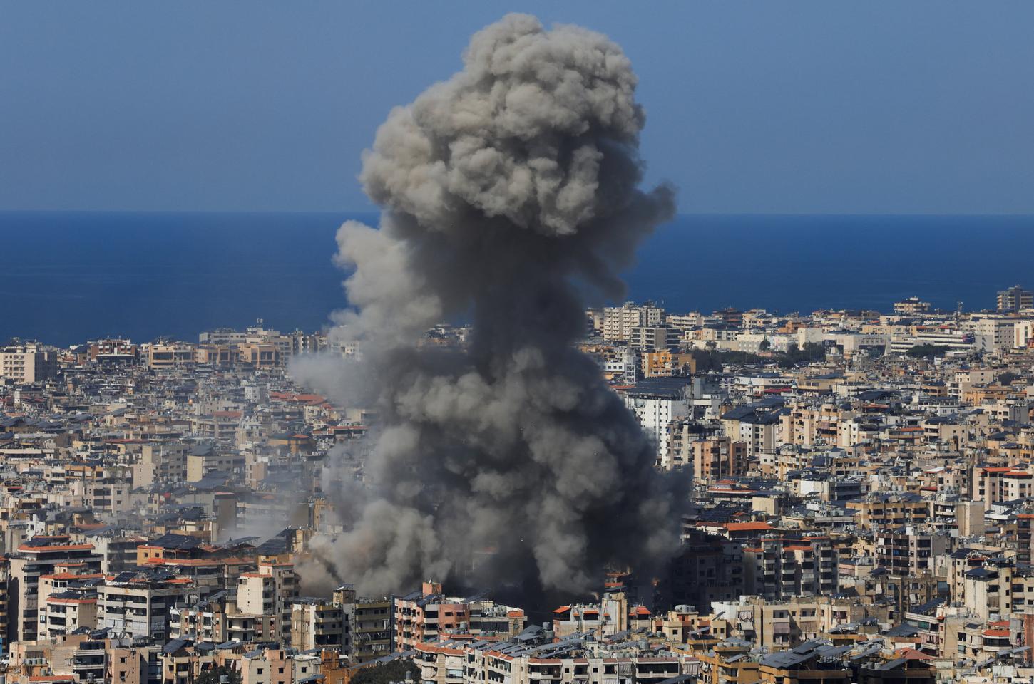 Bombardeios israelenses no Líbano não alcançam objetivos militares, diz especialista