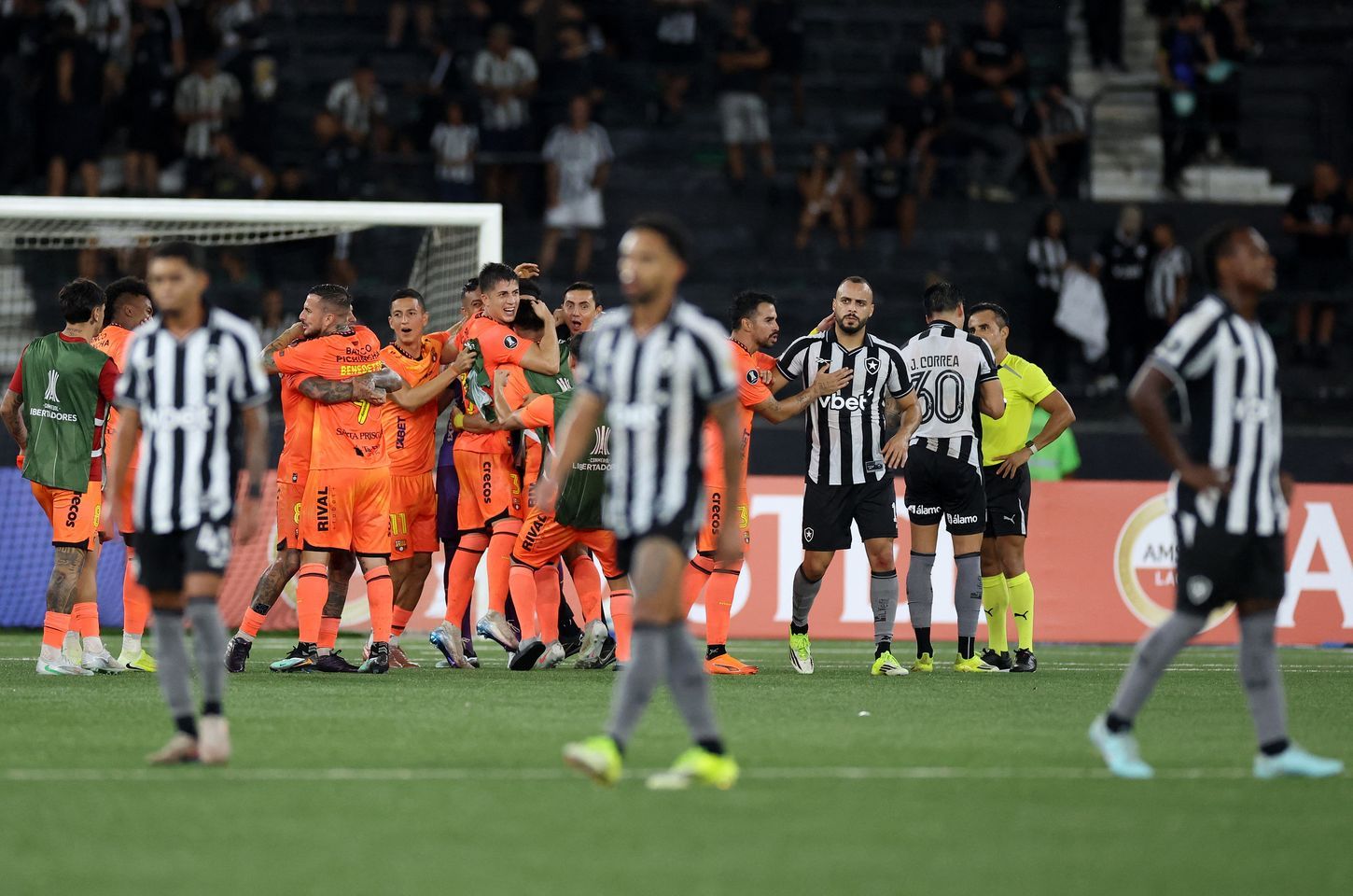 Botafogo é eliminado da Libertadores pelo Barcelona de Guayaquil