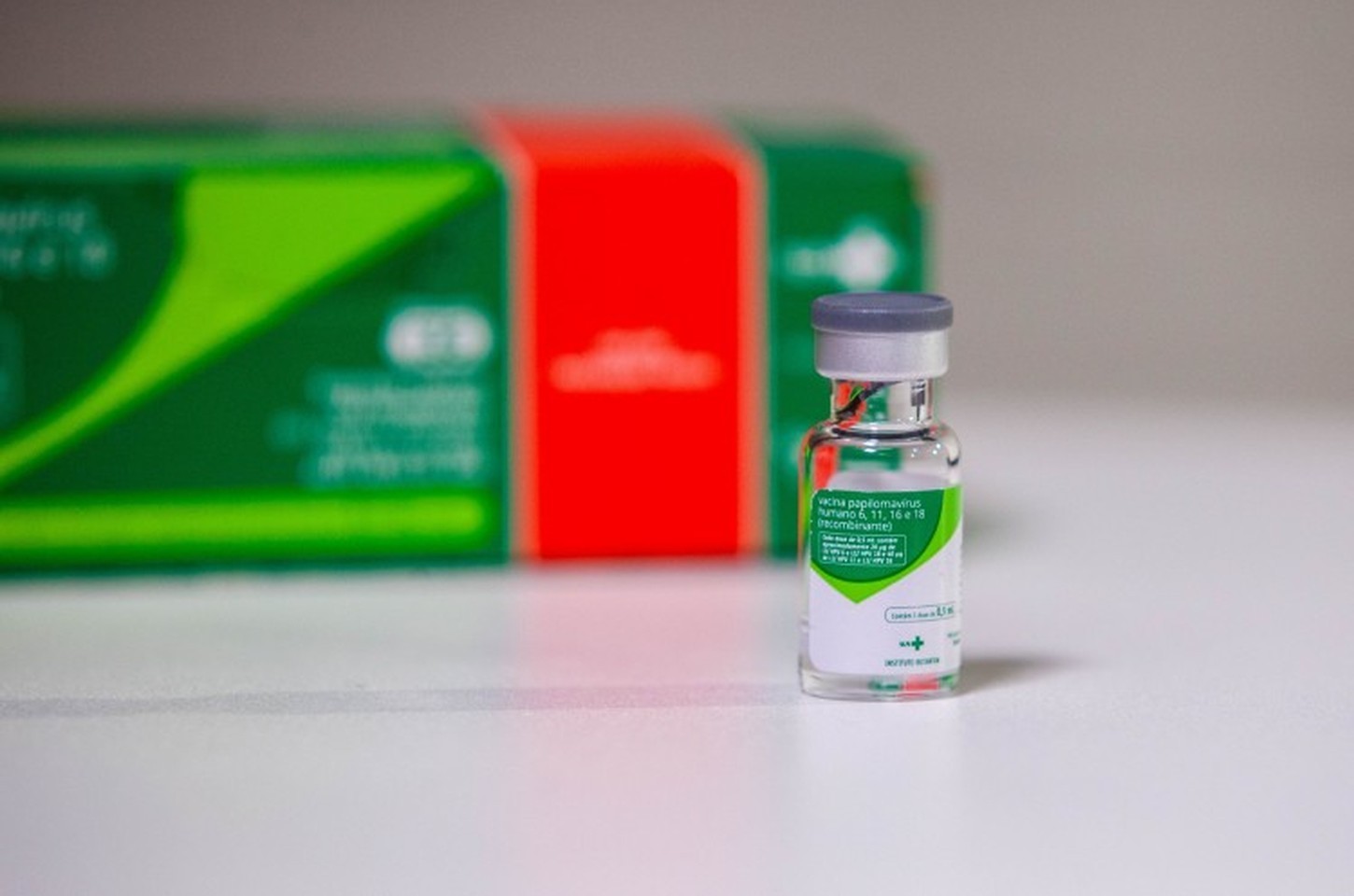 Brasil adota dose única de vacina contra HPV para adolescentes