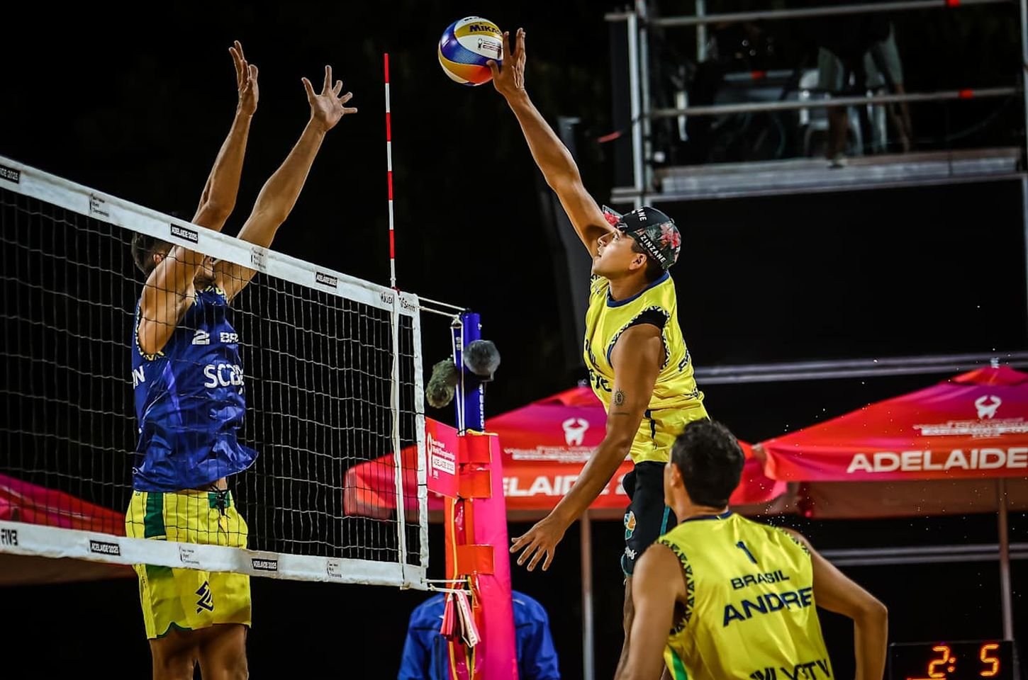 Brasil brilha com seis vitórias na estreia do Mundial de vôlei de praia