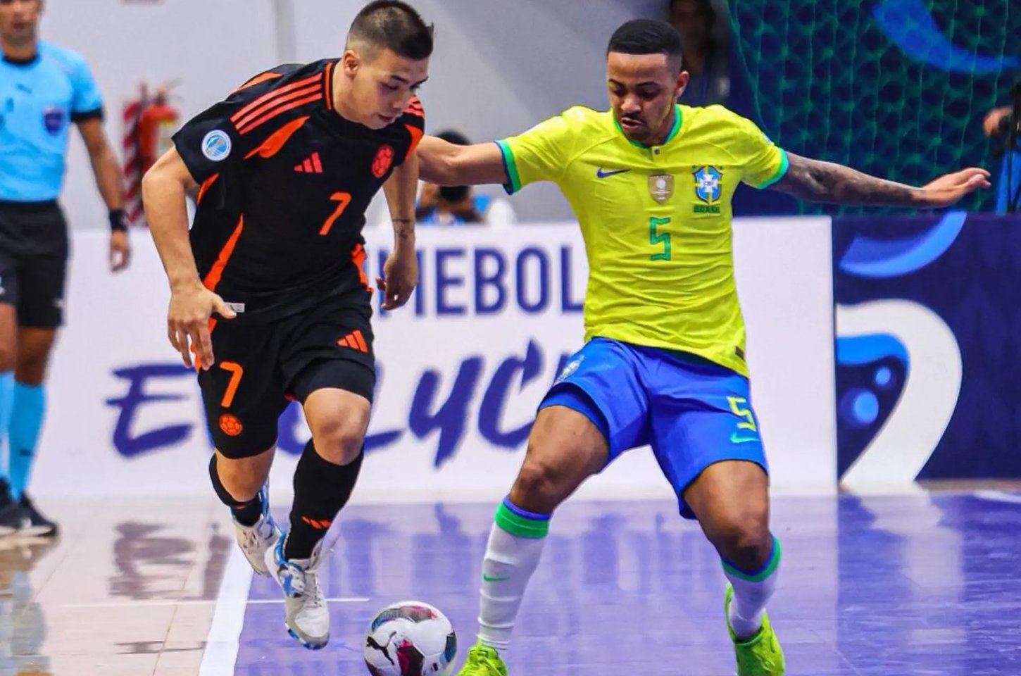 Brasil empata com Colômbia em estreia tensa na Copa América de futsal