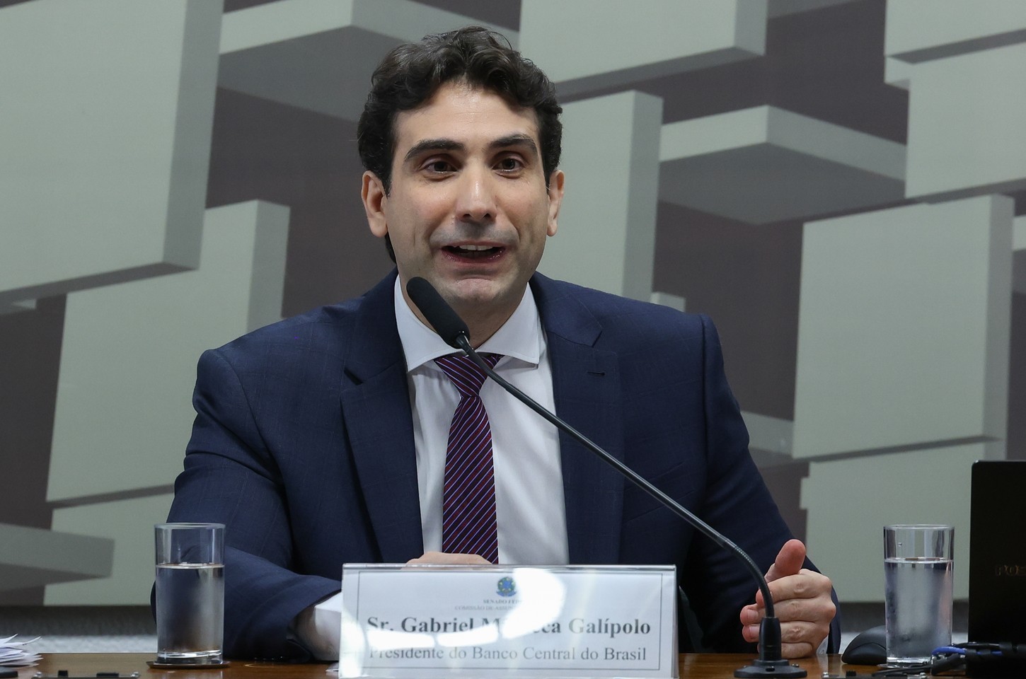 Brasil tem vantagem para enfrentar volatilidade do petróleo, diz Galípolo