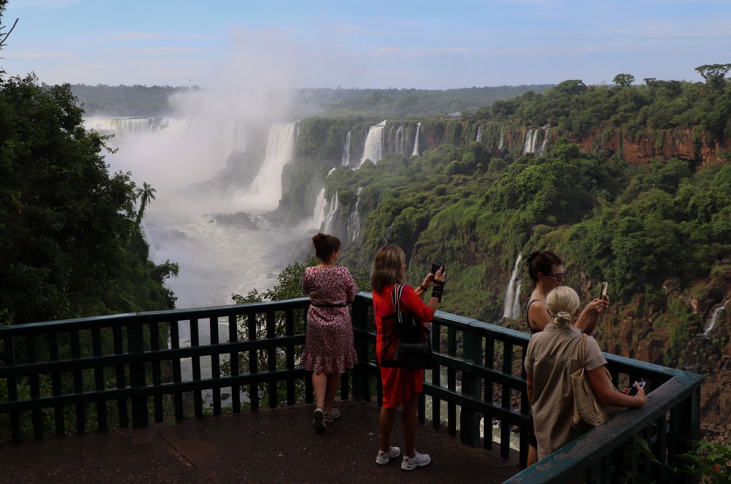 BRDE lidera financiamento ao turismo paranaense com R$ 298 milhões