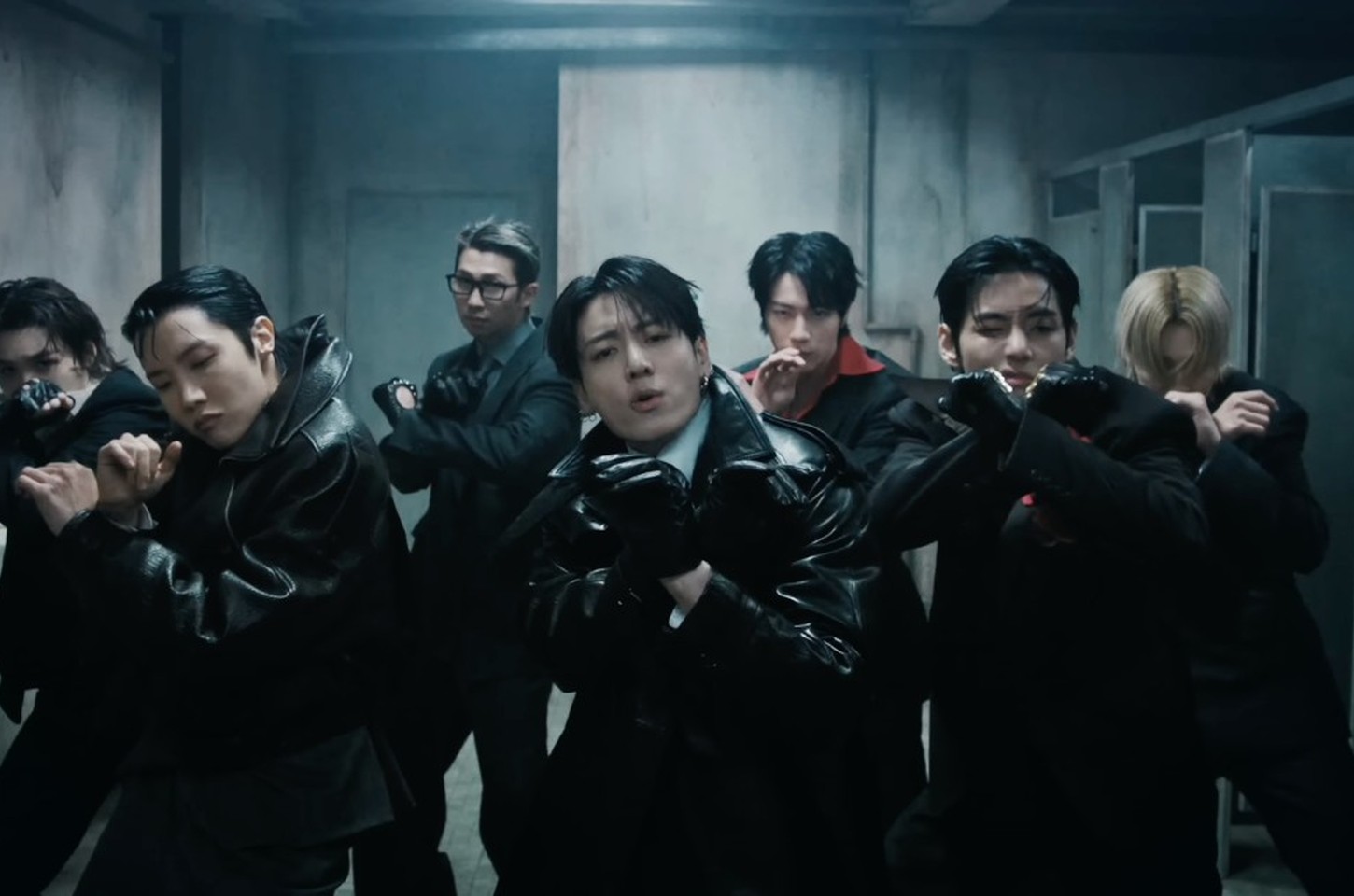 BTS no Brasil: pré-reserva online obrigatória para compra presencial de ingressos