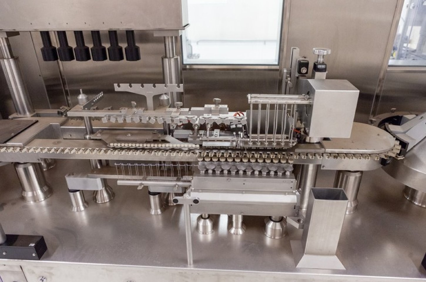 Butantan Farma avança com parcerias para ampliar produção de medicamentos