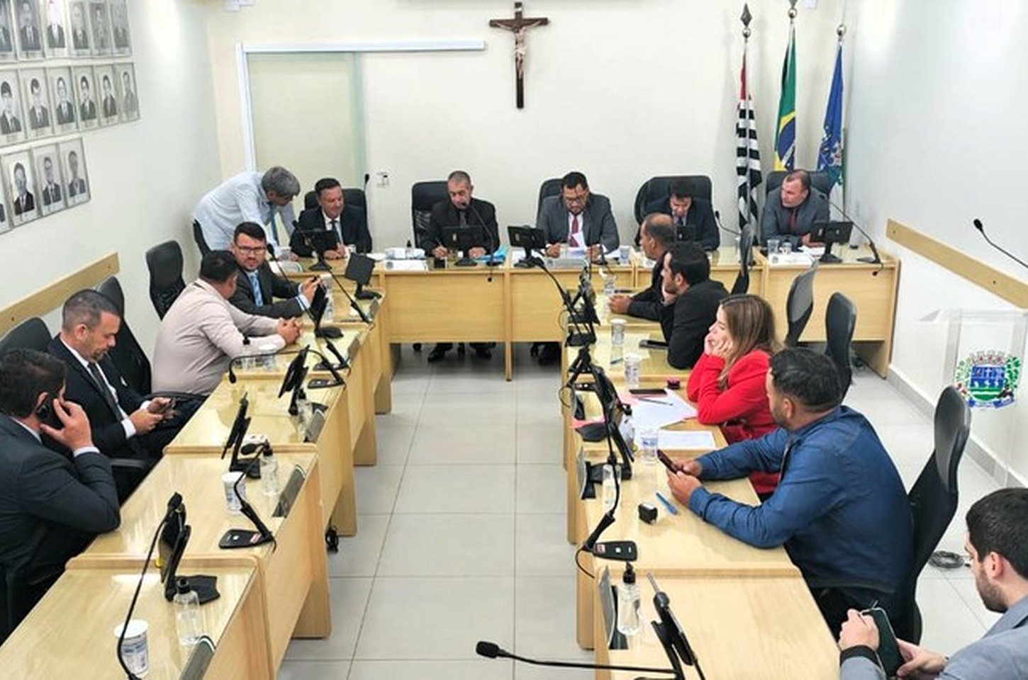 Câmara de Ibiúna aprova lei contra assédio e projetos para coleta seletiva e saúde