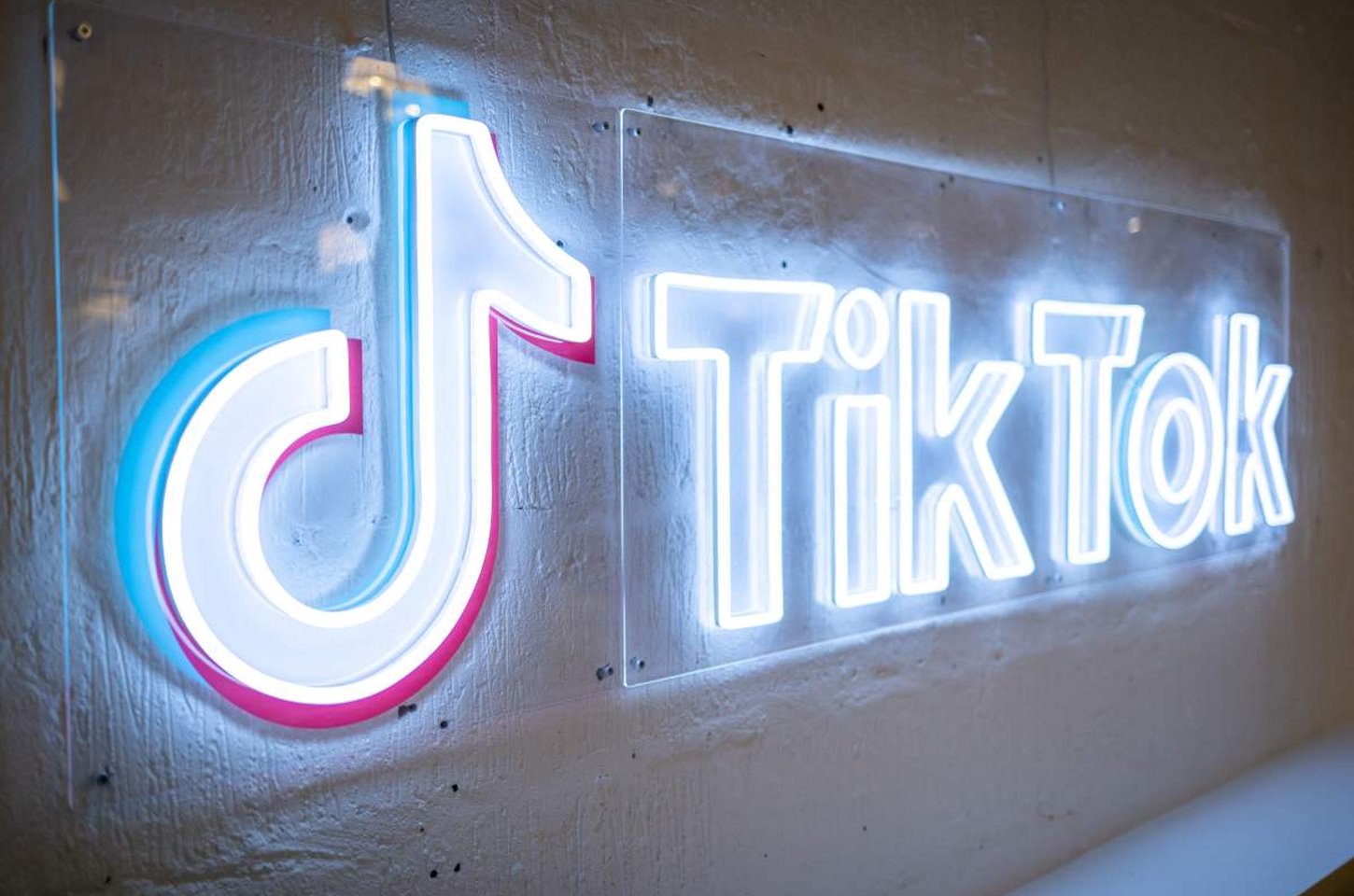 Cameo se integra ao TikTok para recuperar popularidade e ampliar receita