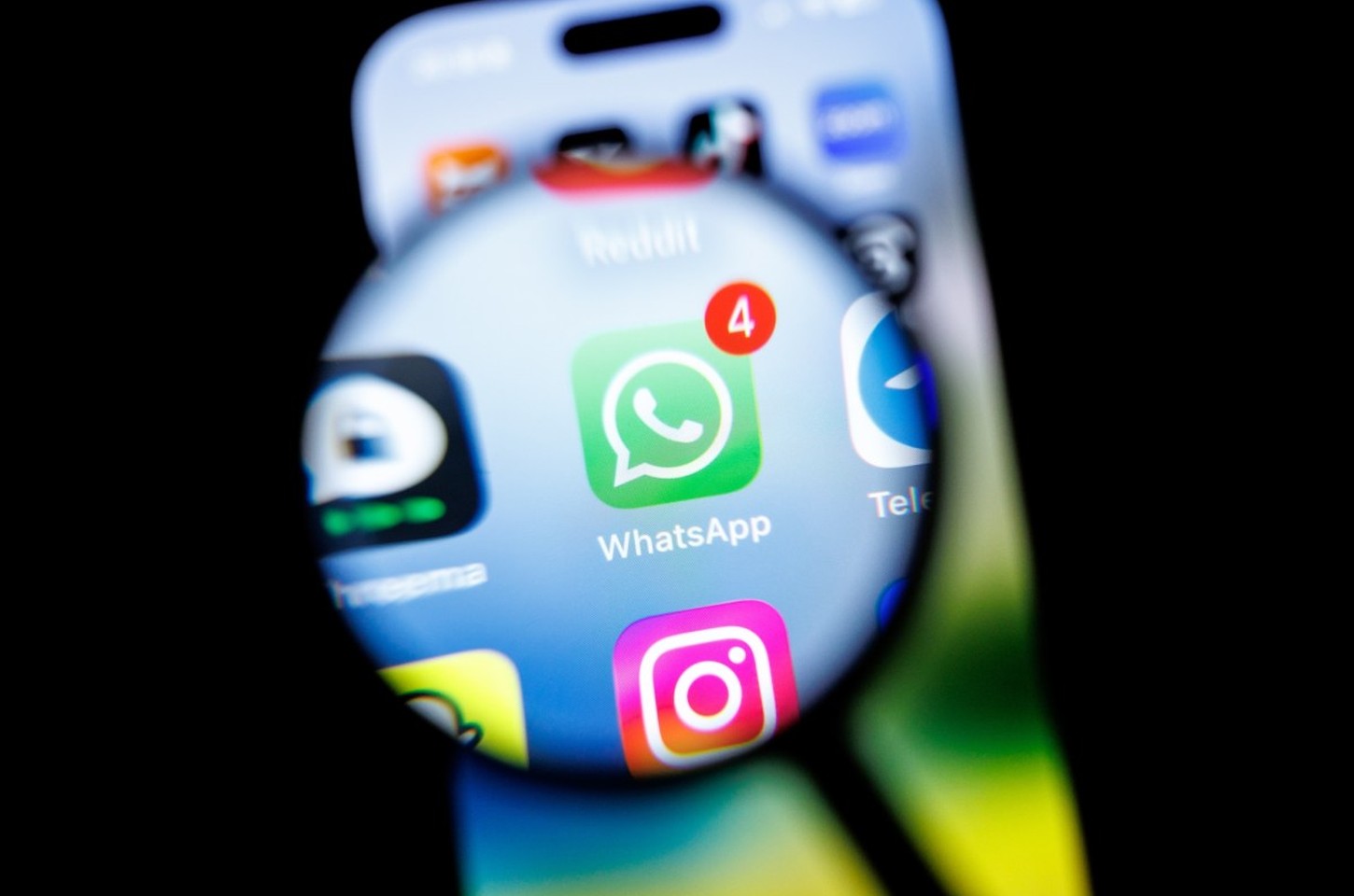 Campanha de phishing mira ativistas iranianos e alvos estratégicos