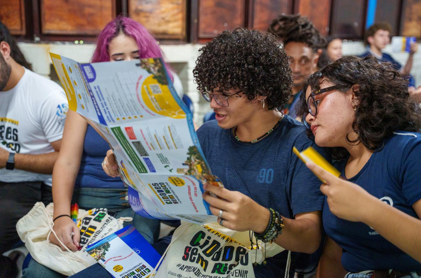 Campanha nacional ensina comunidades a prevenir desastres climáticos