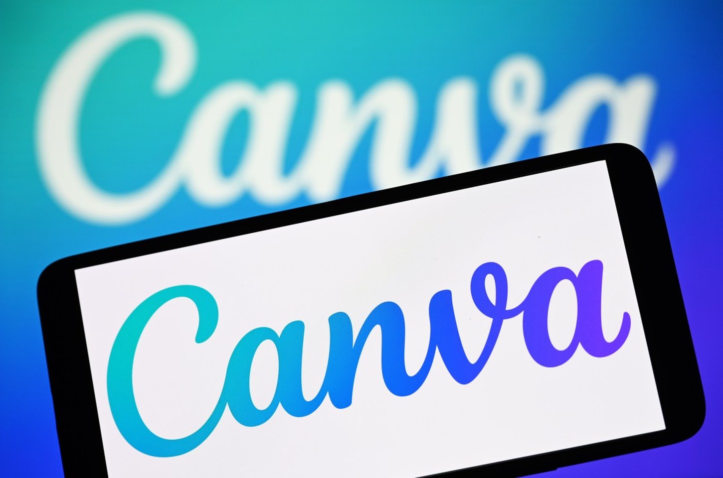 Canva adquire duas empresas para expandir IA e marketing
