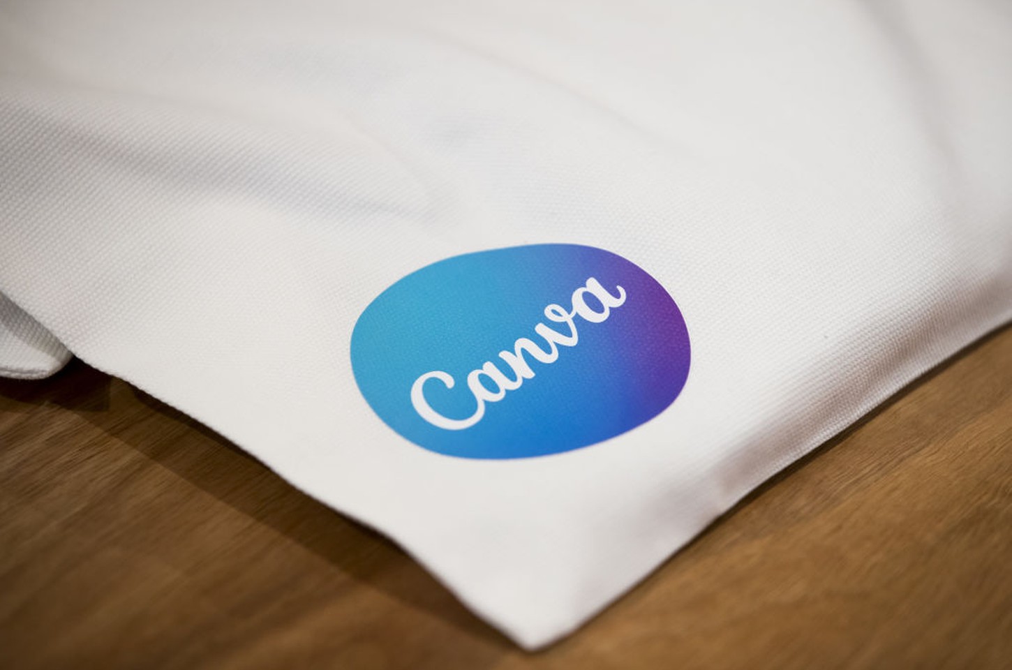 Canva adquire startups de animação e IA para reforçar sua suíte criativa