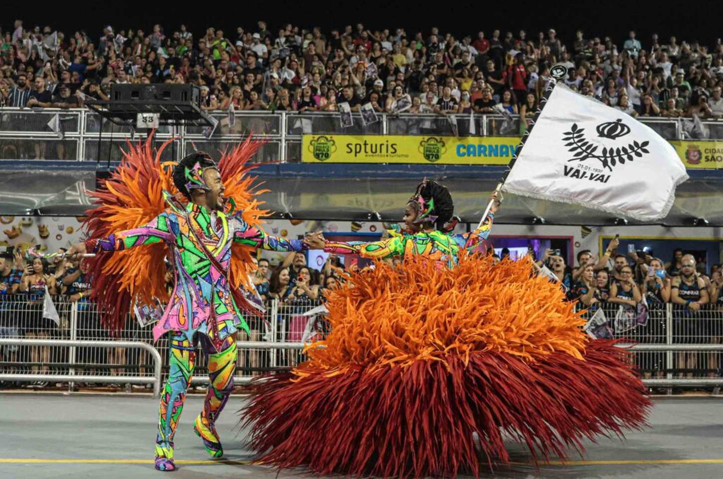Carnaval 2026 de São Paulo inicia desfiles do Grupo Especial