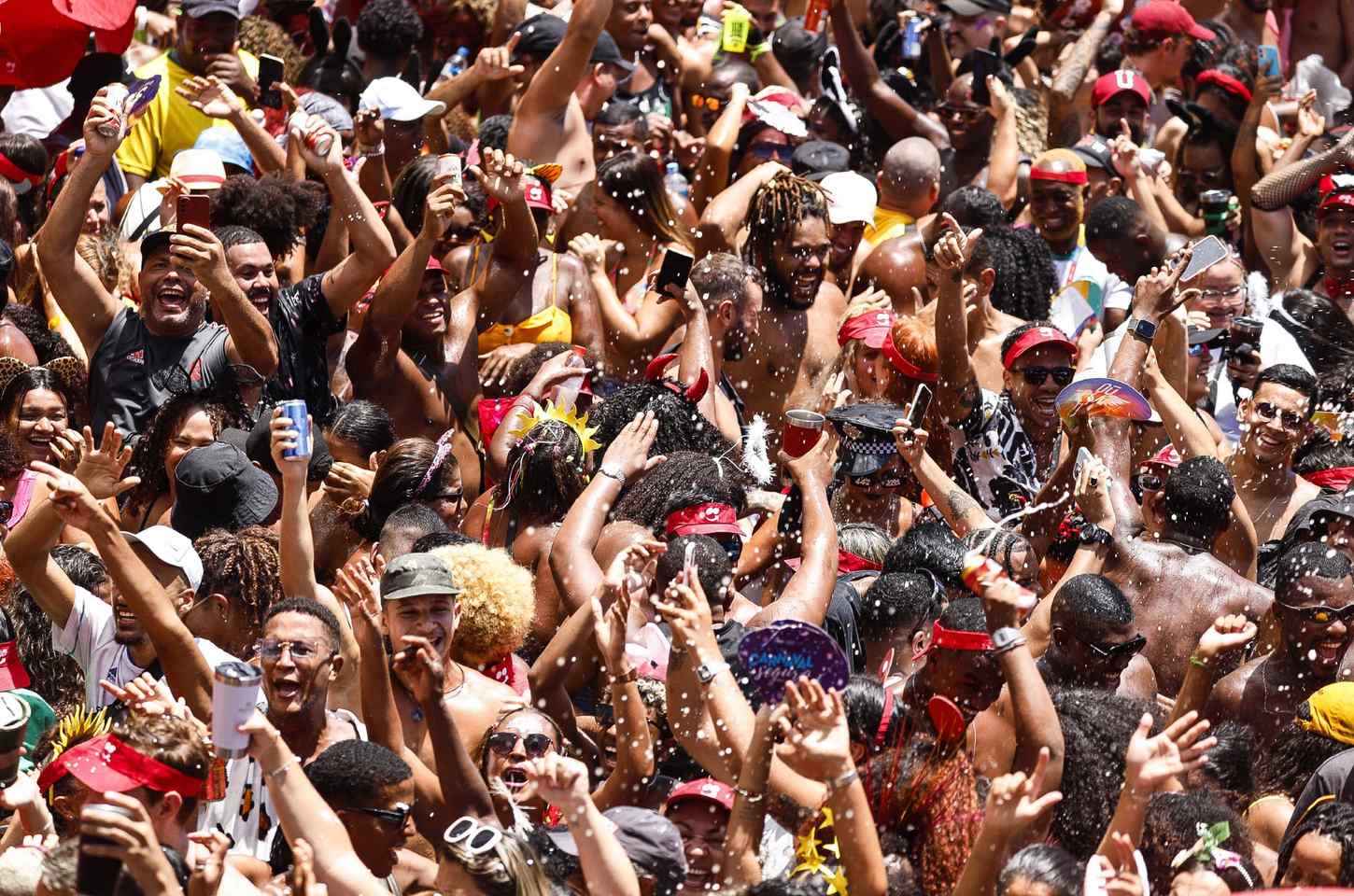 Carnaval 2026 no Rio: megablocos agitam o Circuito Preta Gil
