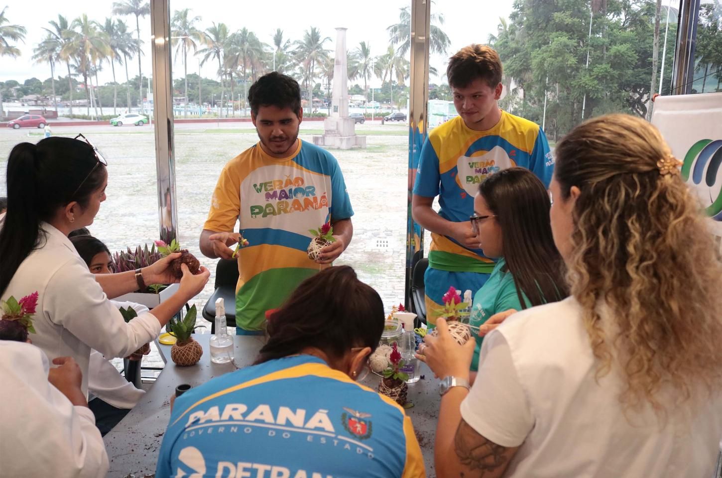 Carreta da inovação leva tecnologia e ciência ao litoral do Paraná