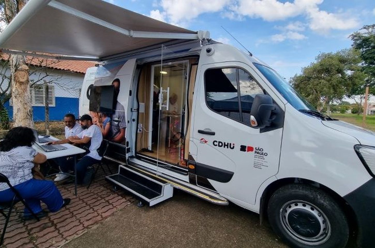 CDHU Móvel chega a Paranapanema com atendimento gratuito para mutuários