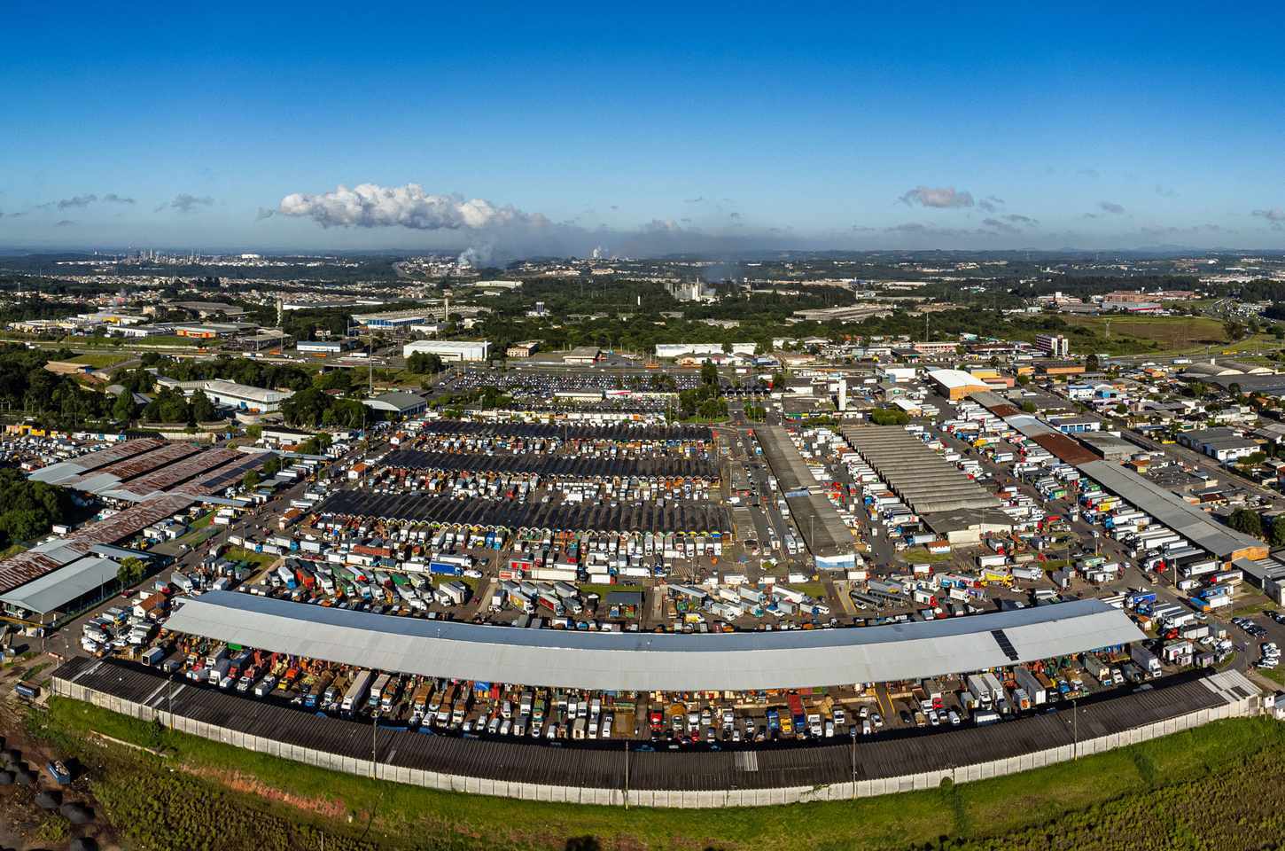 Ceasas do Paraná terão funcionamento diferenciado em novembro