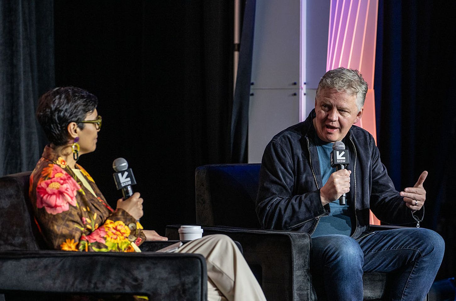 CEO da Cloudflare prevê: bots superarão tráfego humano na web até 2027