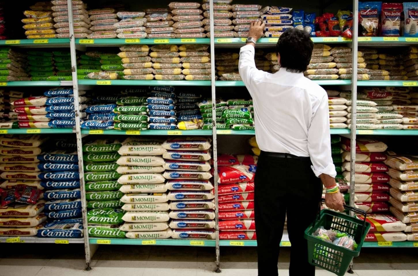 Cesta básica sobe em 14 capitais e cai em outras 13 em fevereiro