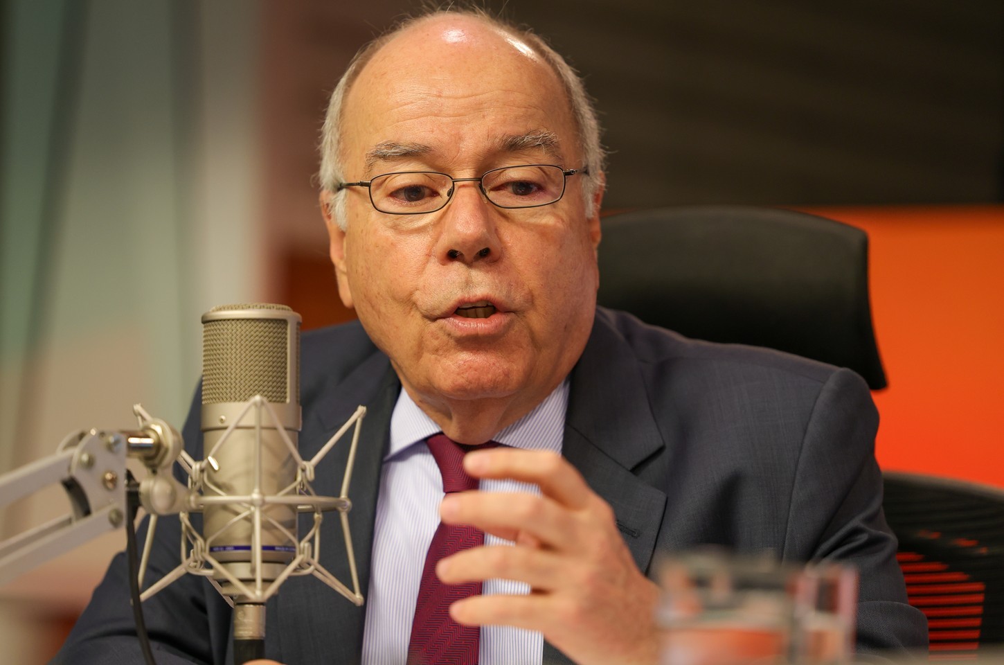 Chanceler brasileiro critica lucro com destruição em guerras