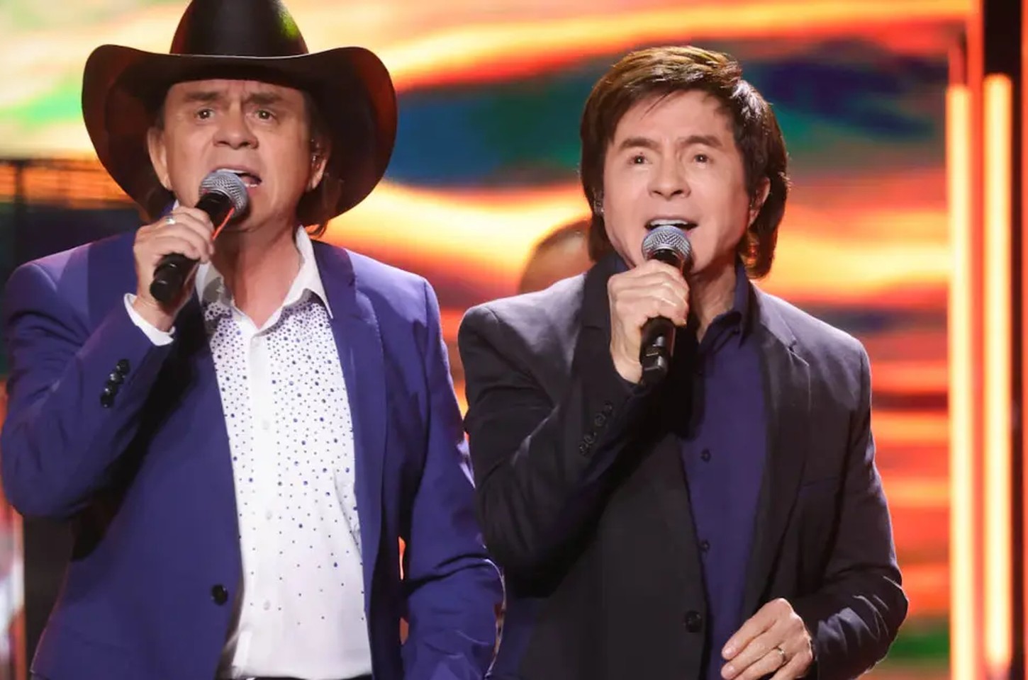 Chitãozinho e Xororó anunciam segunda edição do navio 'Ch&X'