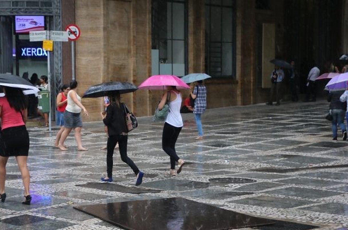 Chuva generalizada atinge São Paulo nesta terça-feira