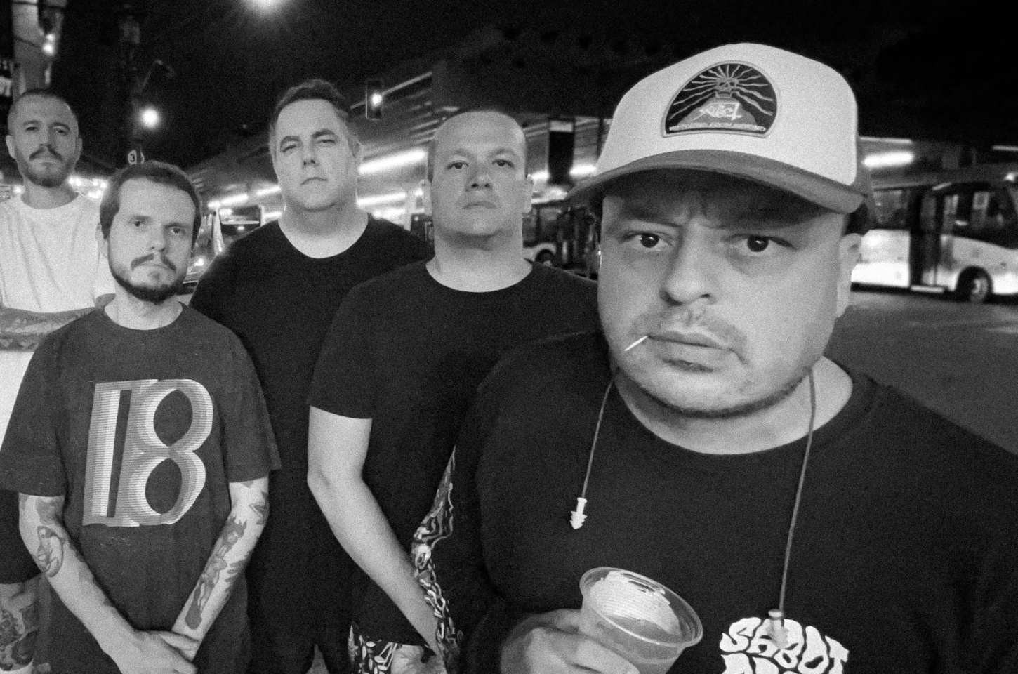 Chuva Negra lança álbum "Surf" em vinil com tiragem limitada