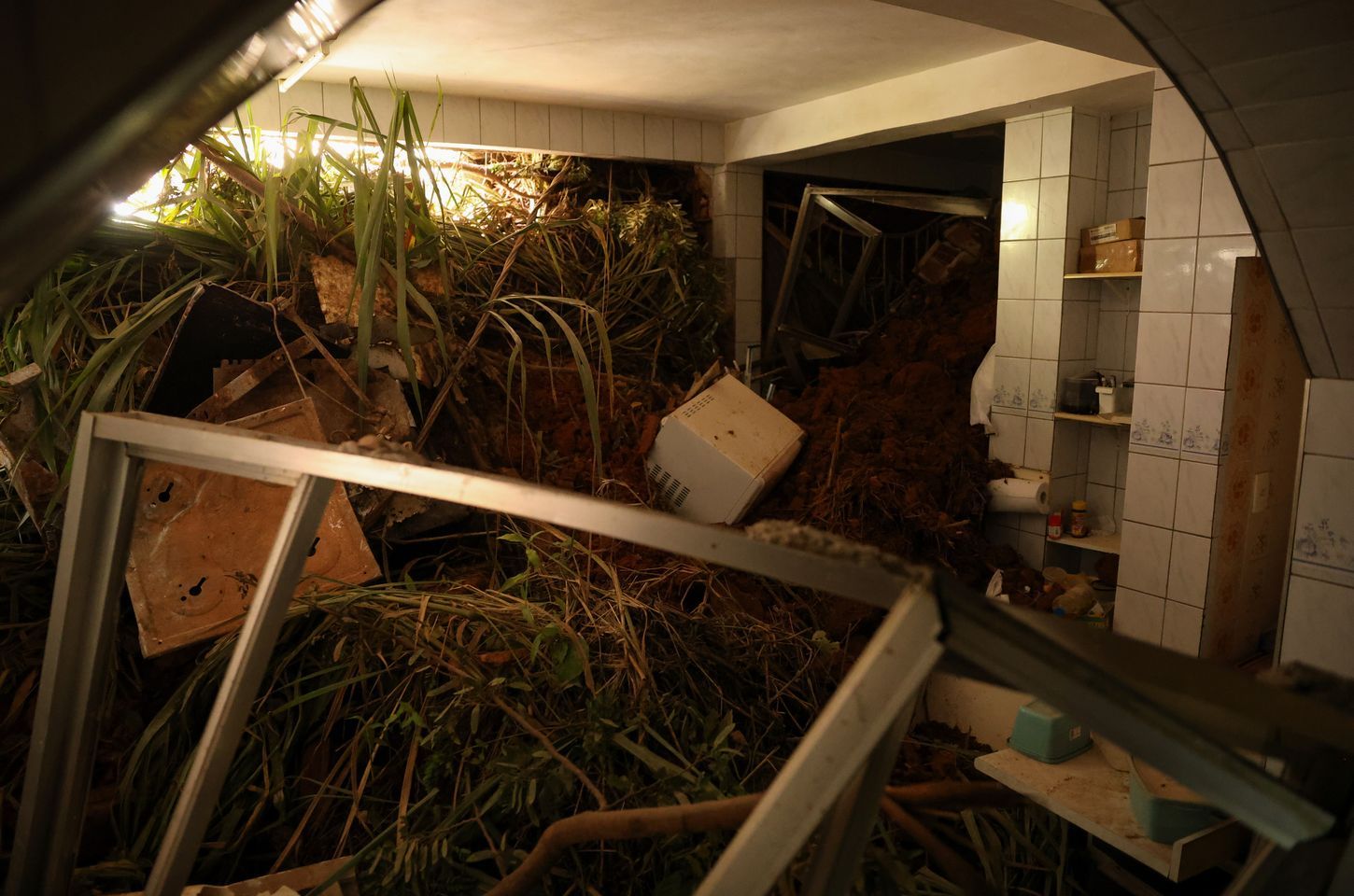 Chuvas na Zona da Mata mineira deixam 64 mortos e milhares desabrigados