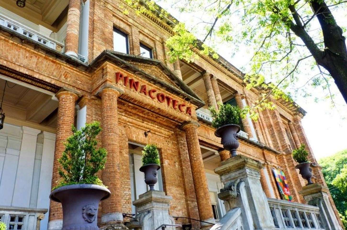 Clientes das linhas 4-Amarela e 5-Lilás têm direito a ingressos gratuitos da Pinacoteca até 31 de janeiro