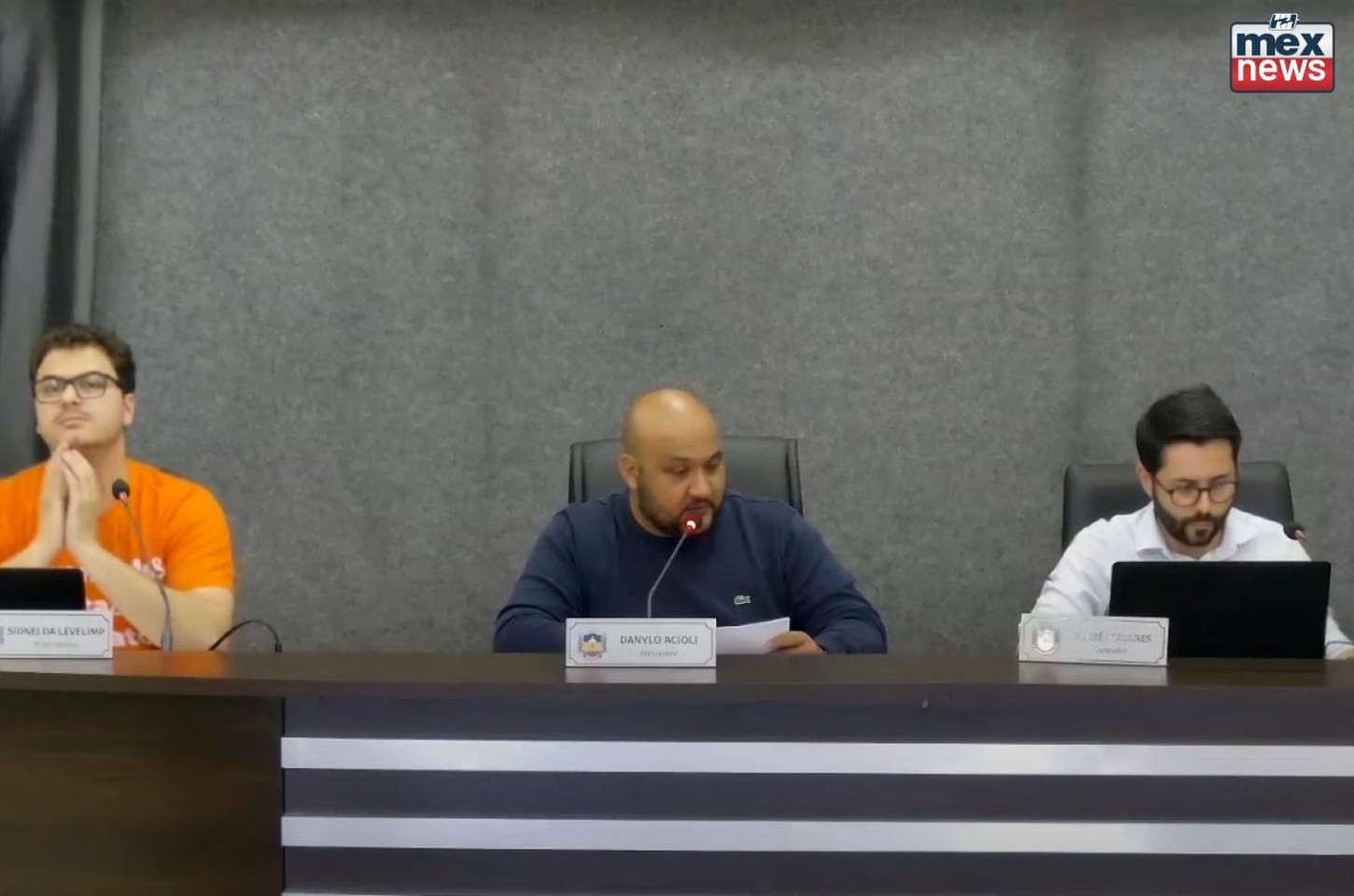 Comissão rejeita projeto que proíbe contratos com invasores