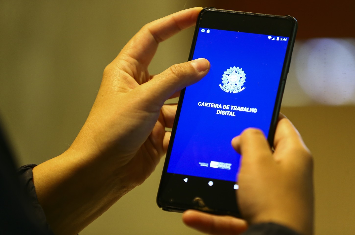 Consulta ao abono salarial PIS-Pasep 2026 já está liberada