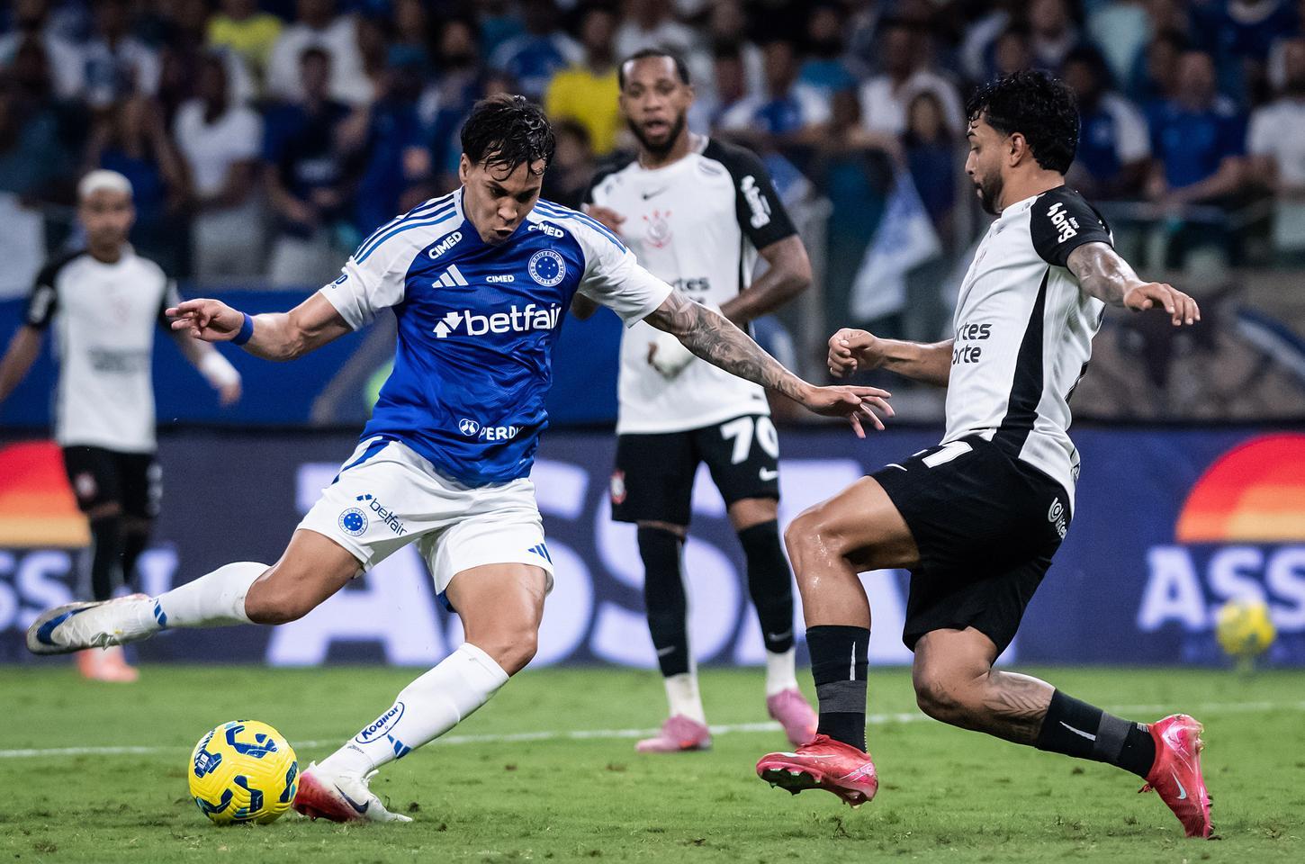 Copa do Brasil define finalistas neste domingo em duelos decisivos