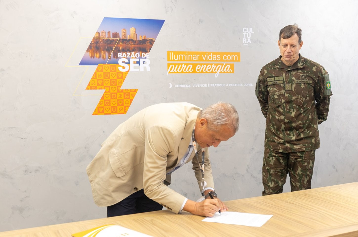 Copel e Exército firmam parceria inédita para eficiência energética